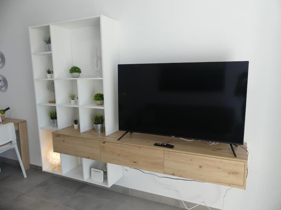 19 Piso Centrico, Nuevo Y Bien Equipado En La Trinidad Daire La Laguna  Dış mekan fotoğraf